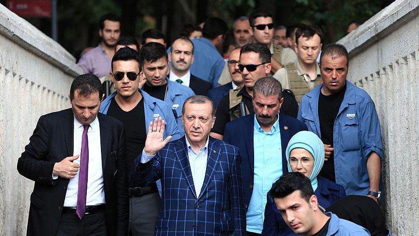 Erdoğan dan kabir ziyareti!